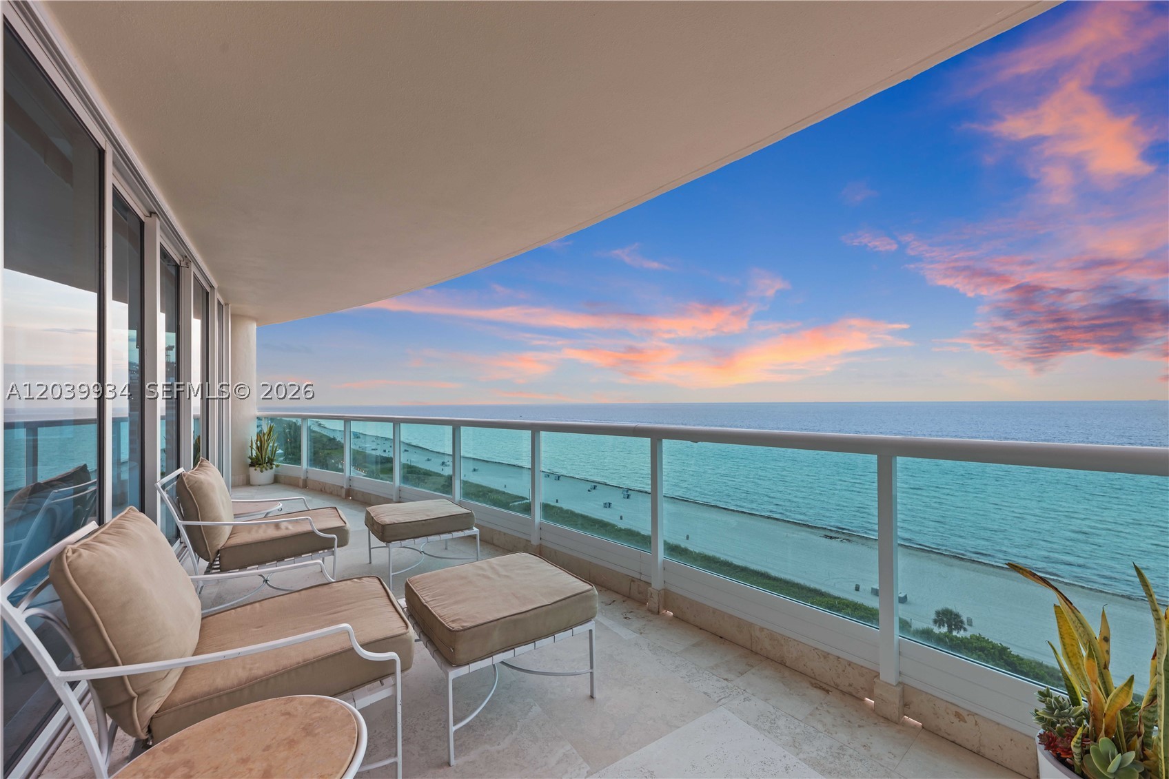 CAPOBELLA CONDO - Residential
