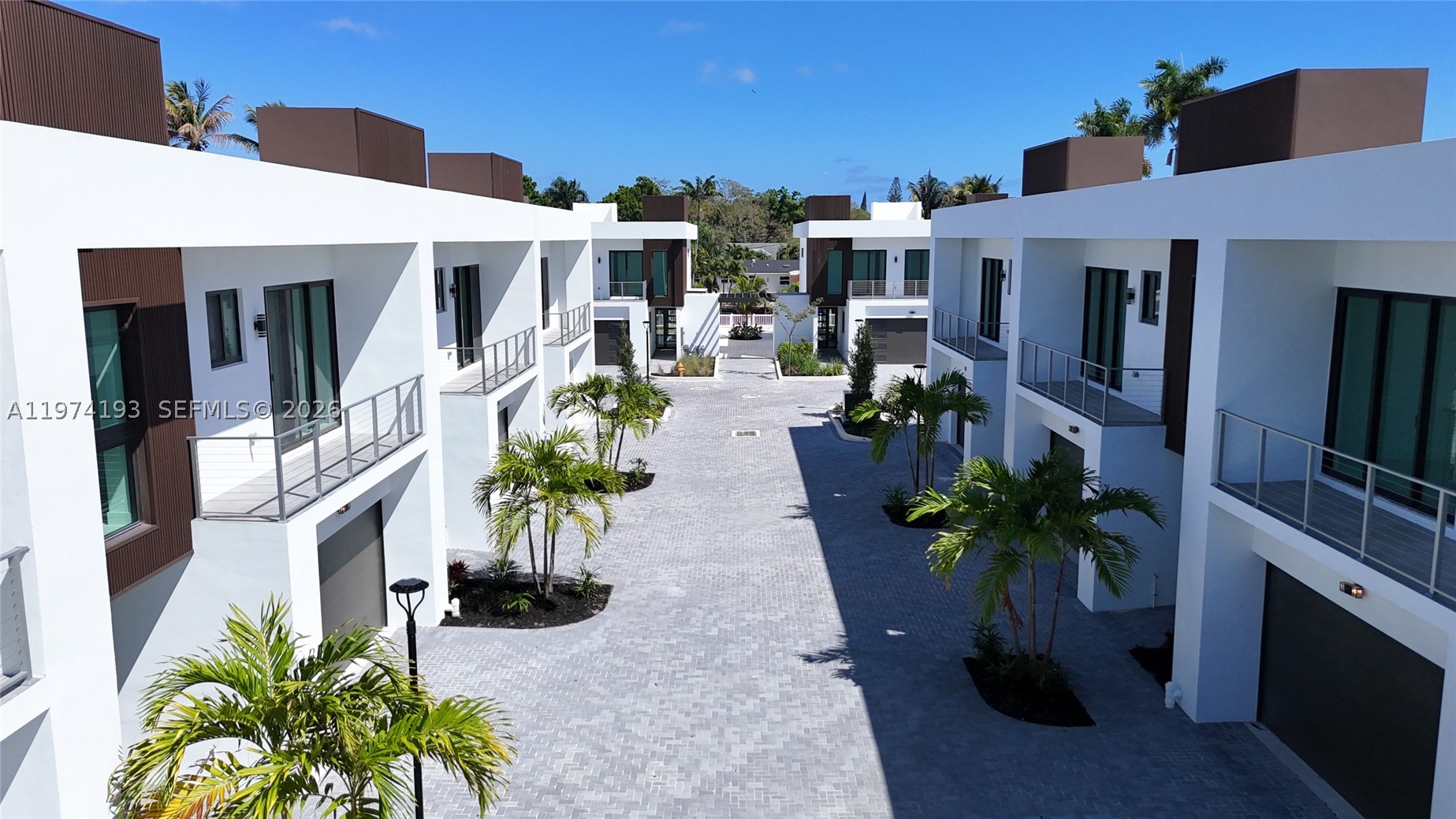 H20 DANIA BEACH - Residential