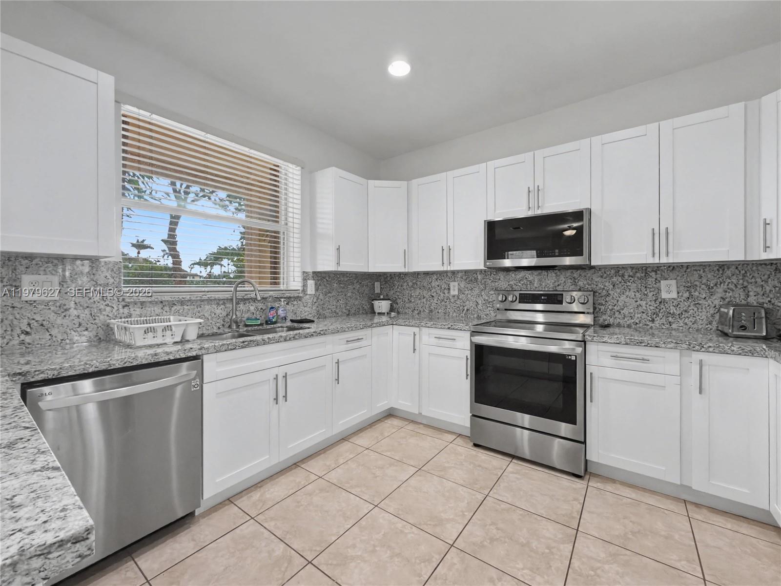 ATLANTIS AT OASIS - Residential
