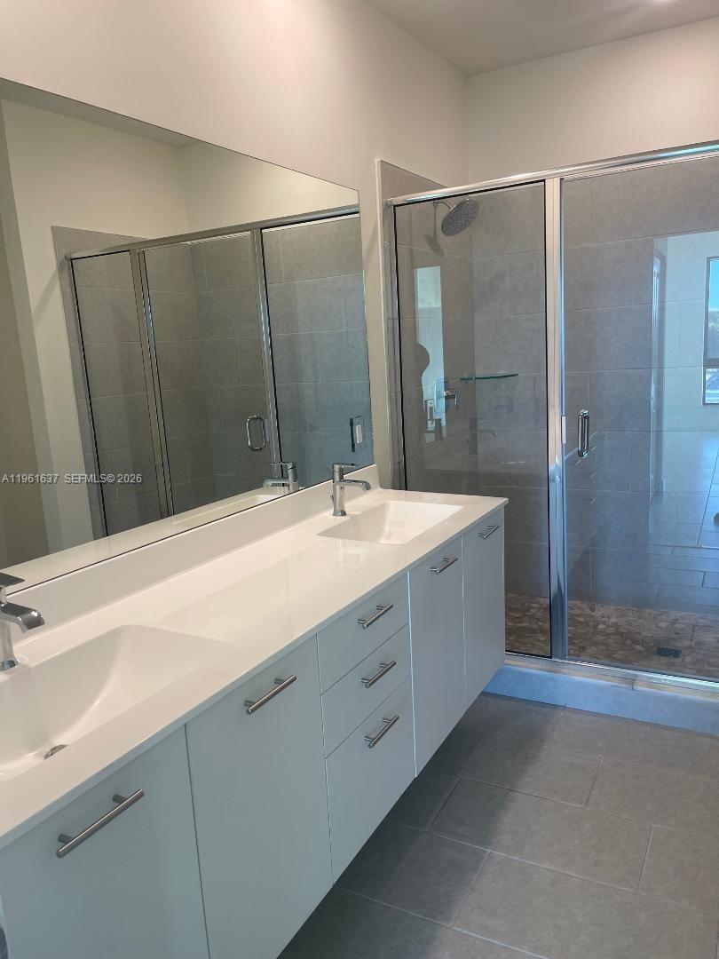 Urbana at Doral - Residential