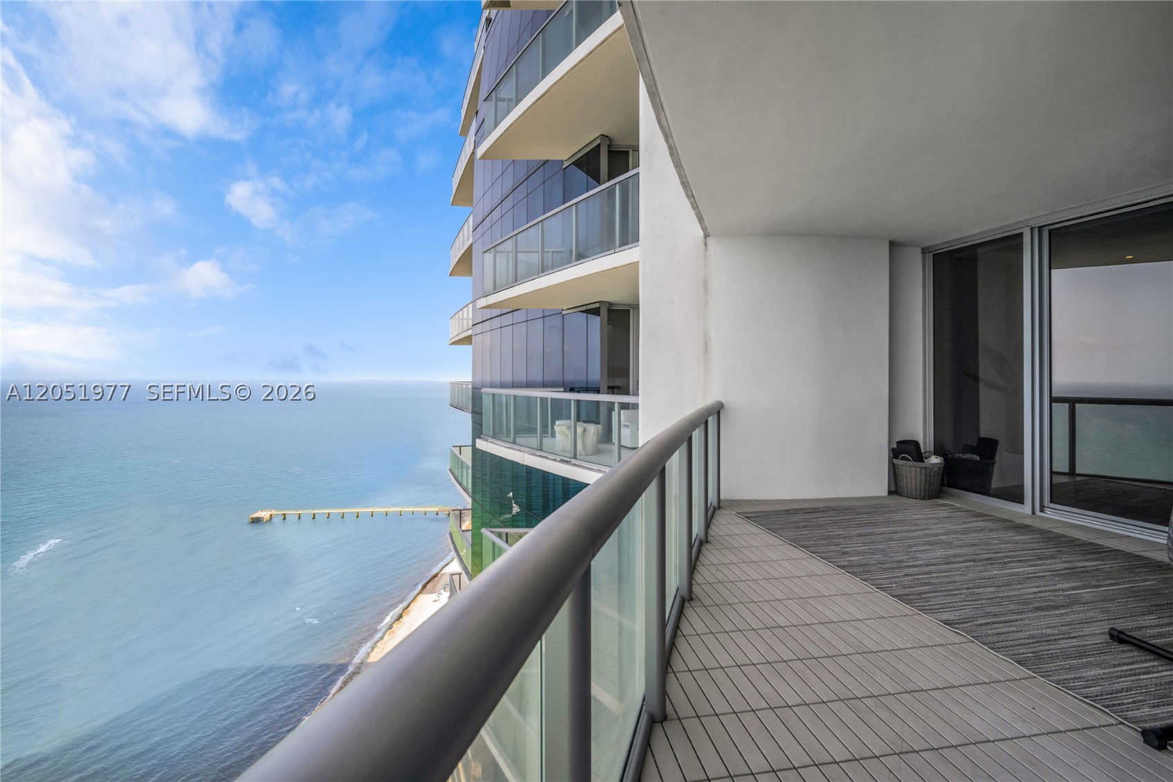JADE OCEAN CONDO - Residential