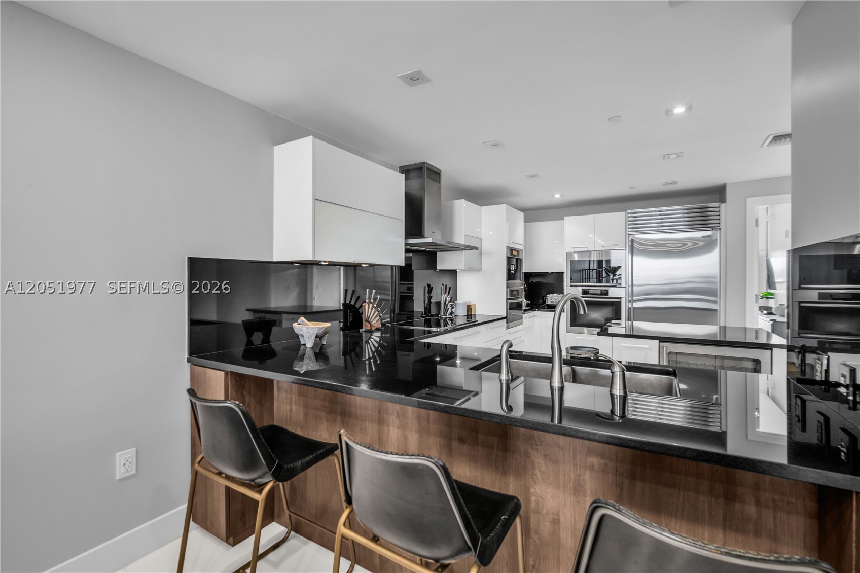 JADE OCEAN CONDO - Residential