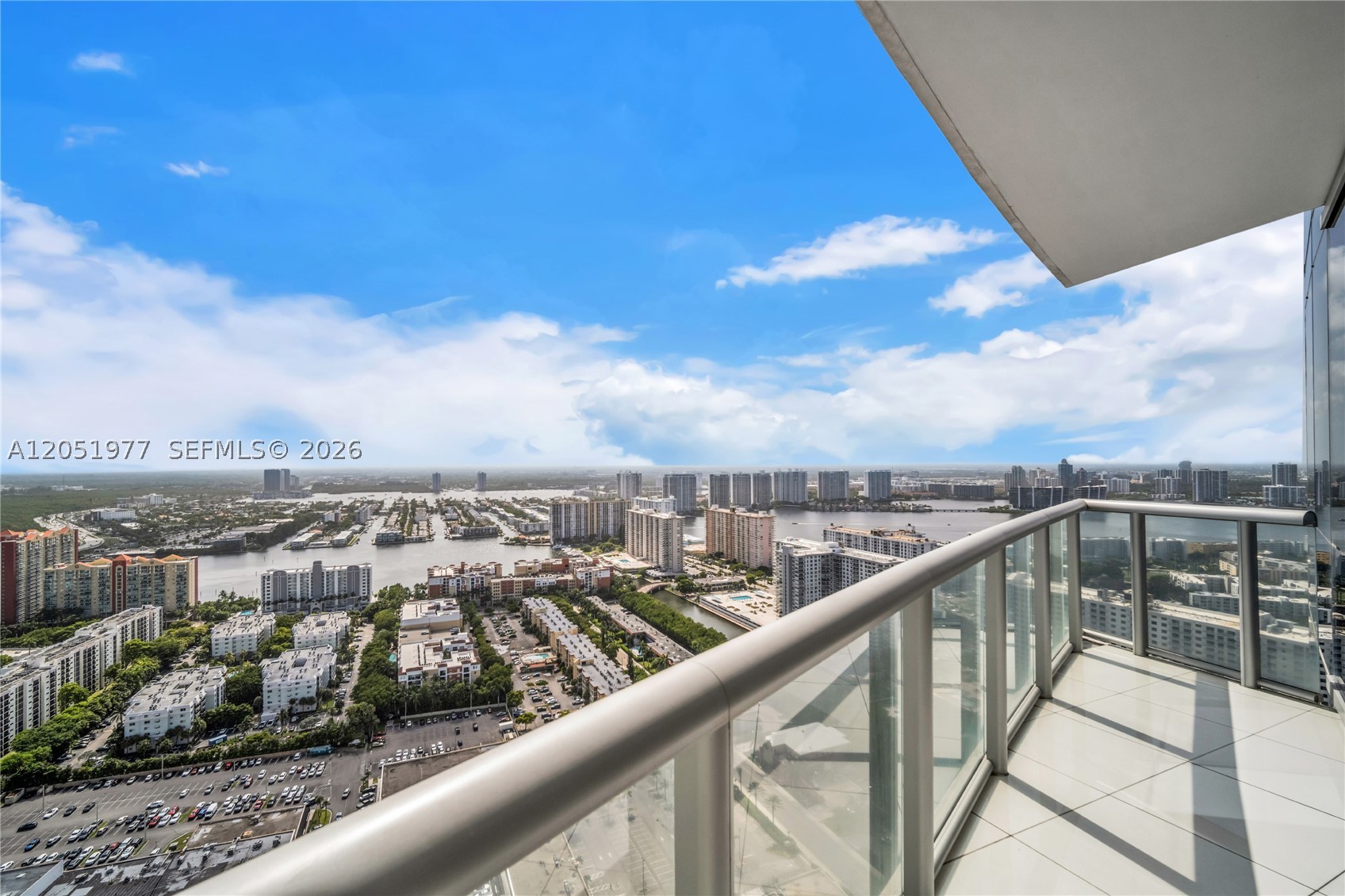 JADE OCEAN CONDO - Residential