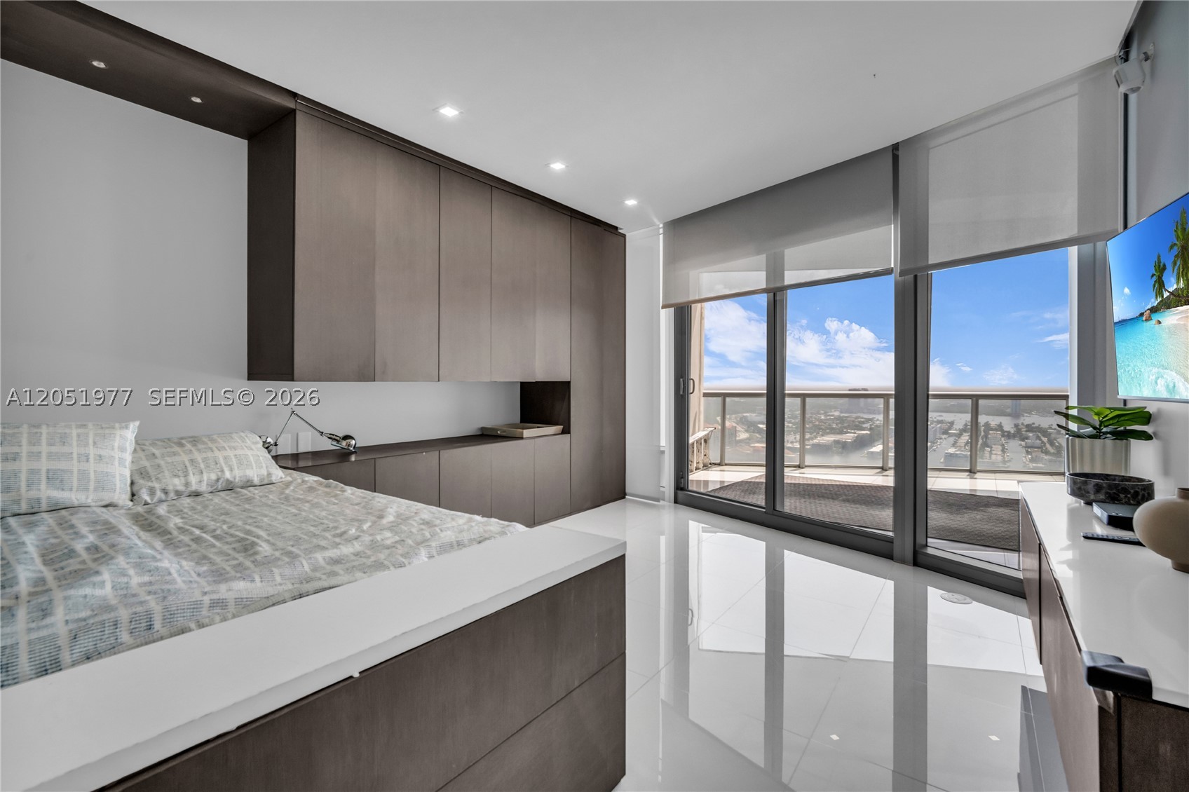 JADE OCEAN CONDO - Residential