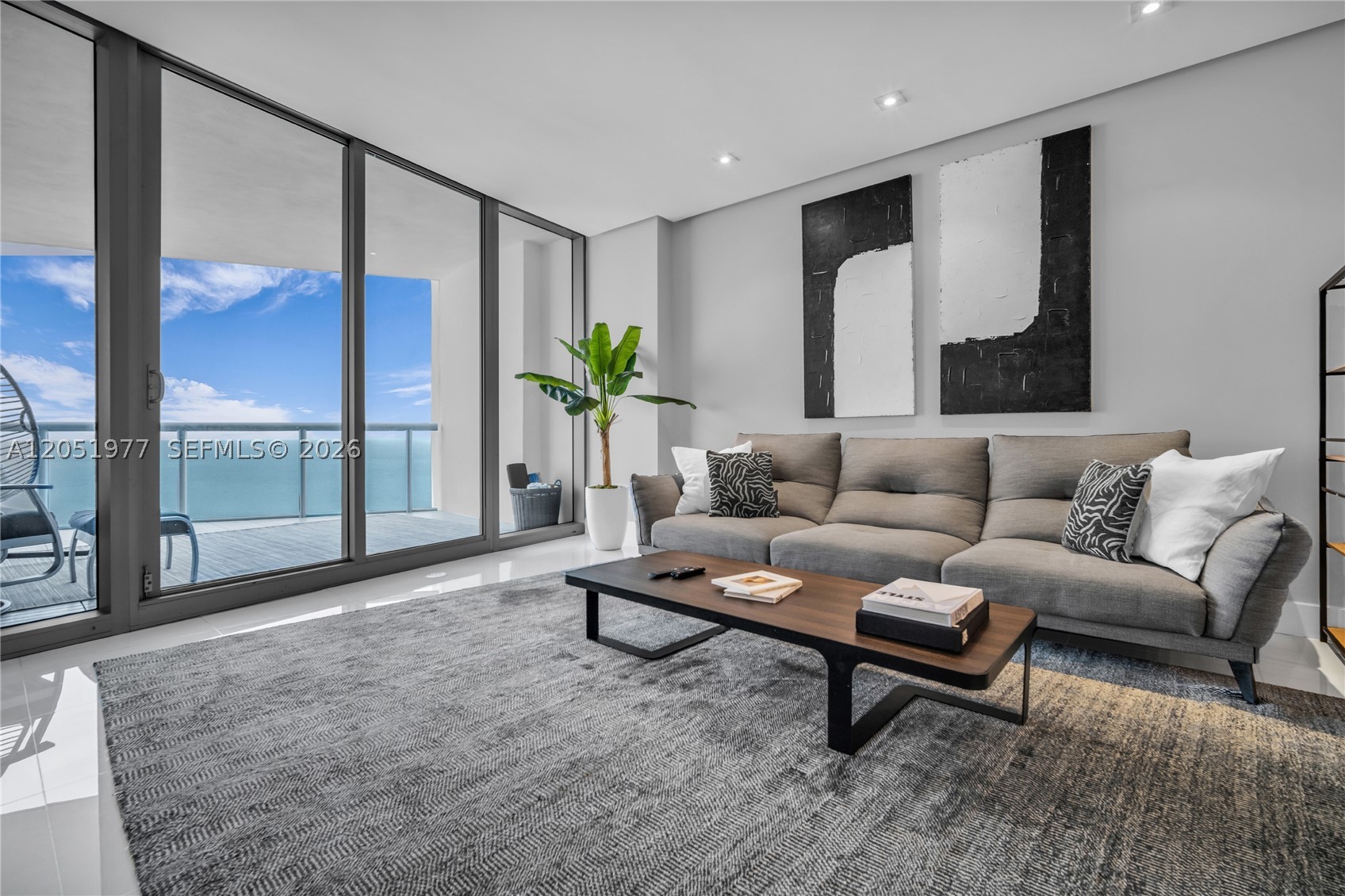 JADE OCEAN CONDO - Residential