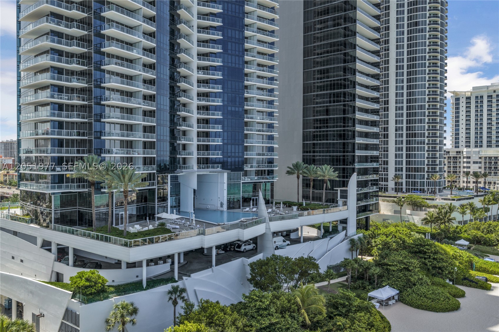 JADE OCEAN CONDO - Residential