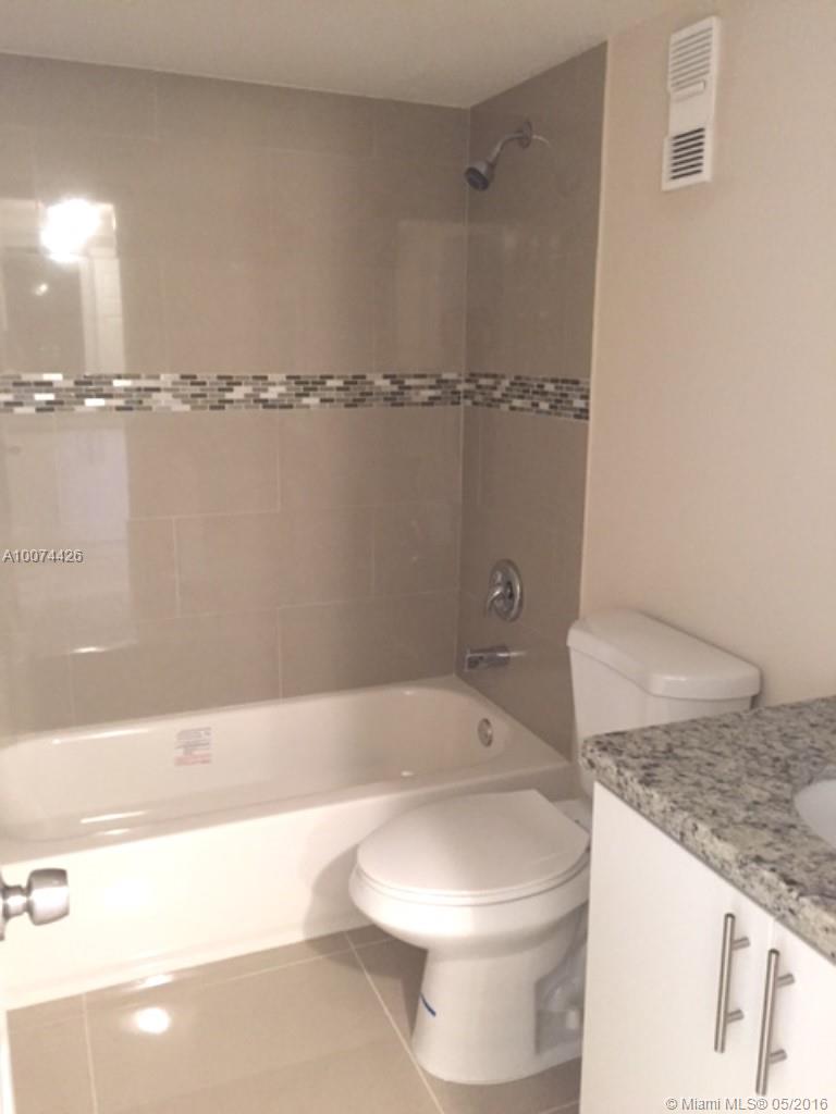 Moon Tower Condo - Residential Lease