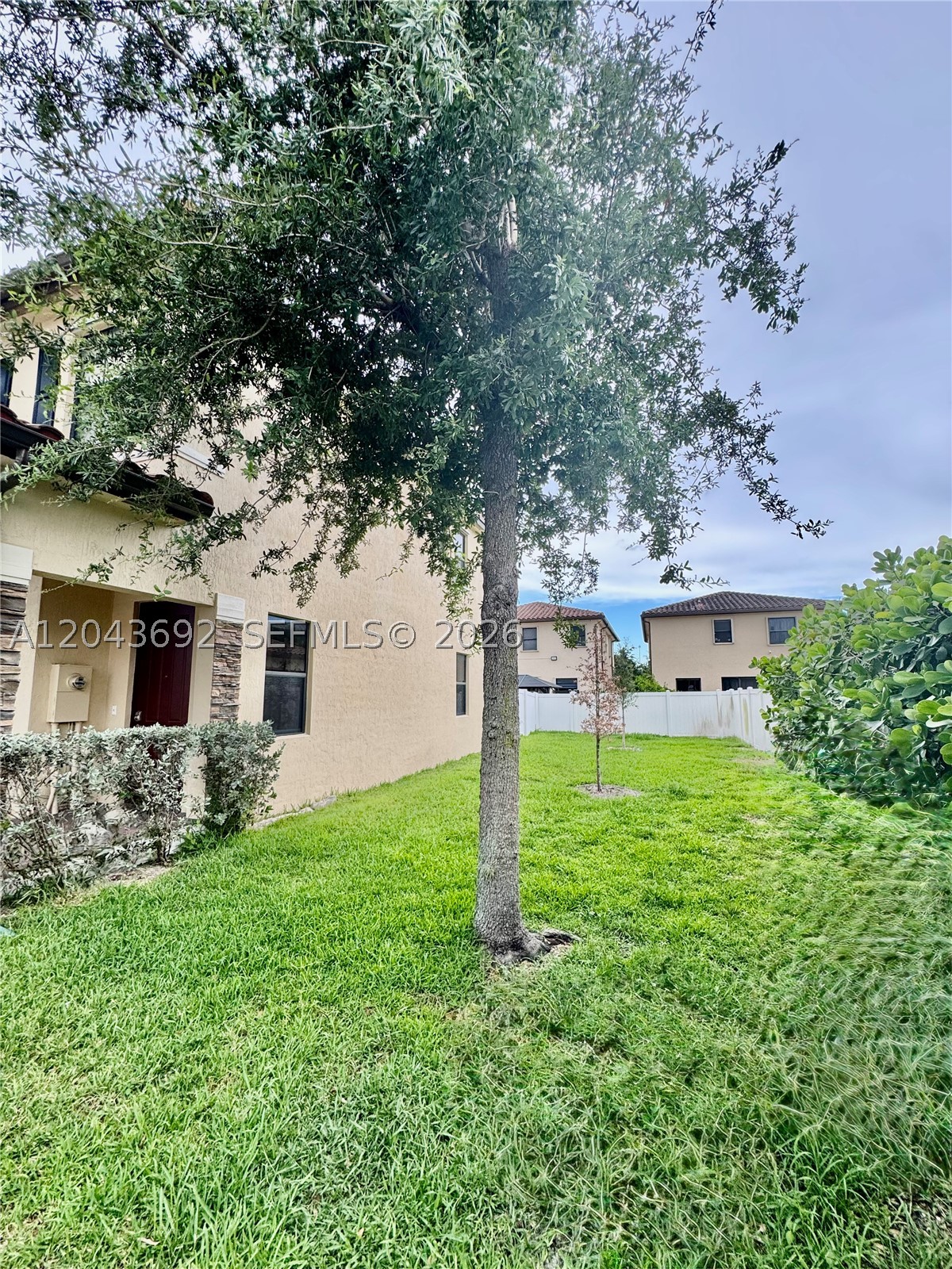 BELLAGIO VILLAS - Residential