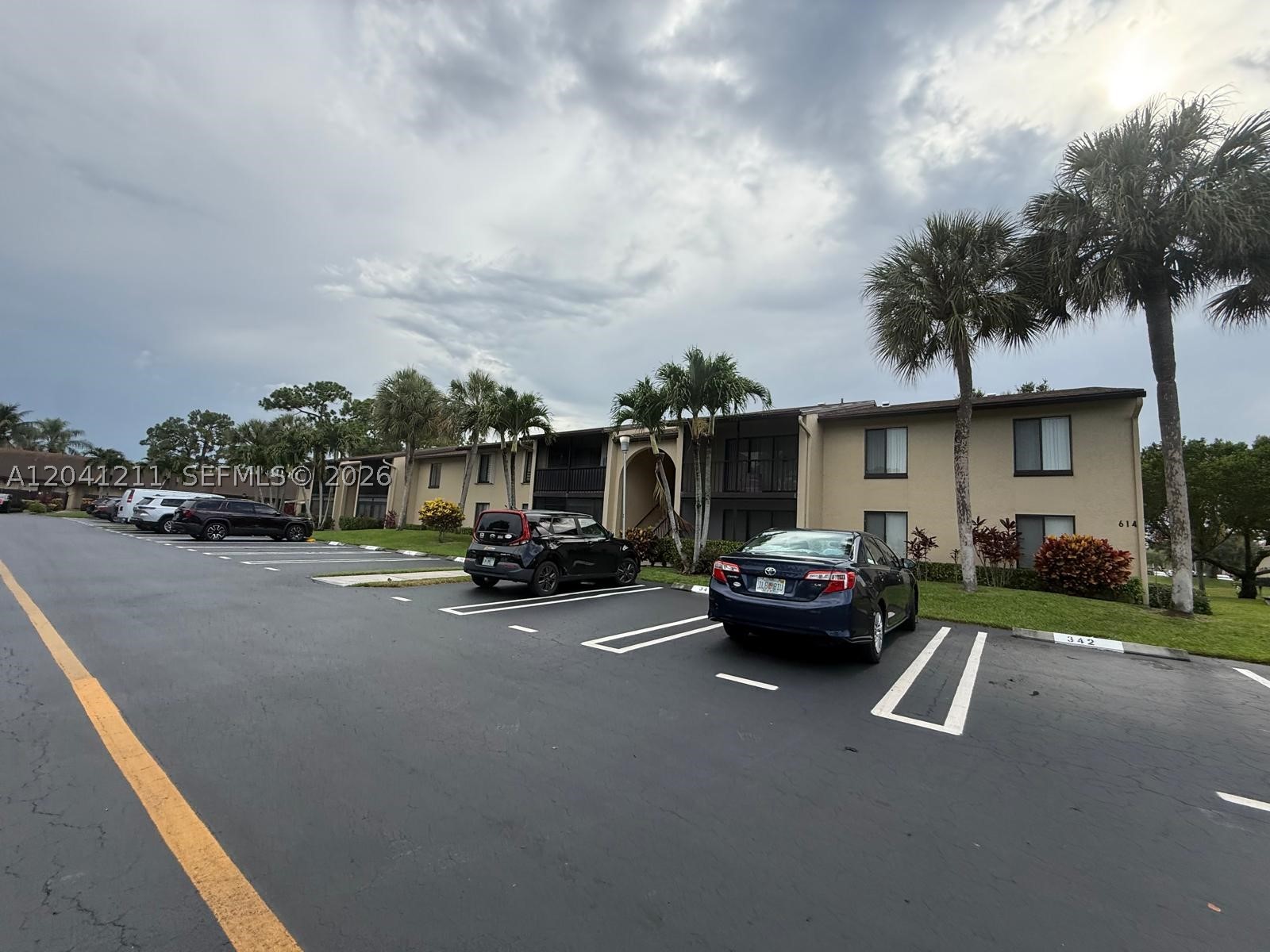 PINE RIDGE NORTH II CONDO - Residential