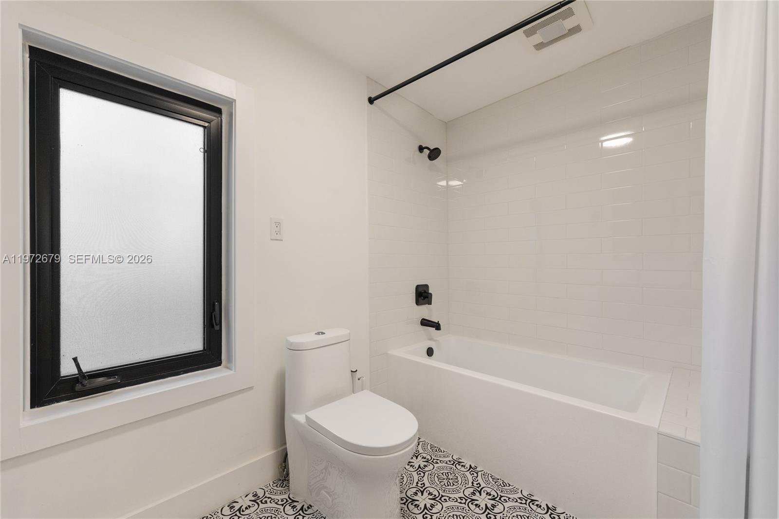 ROYAL PALM VILLAS - Residential