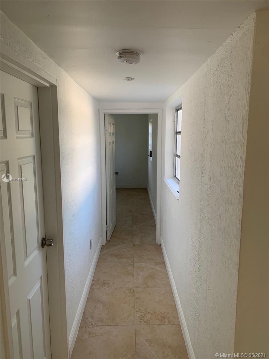 W MIAMI SHORES SEC B - Residential