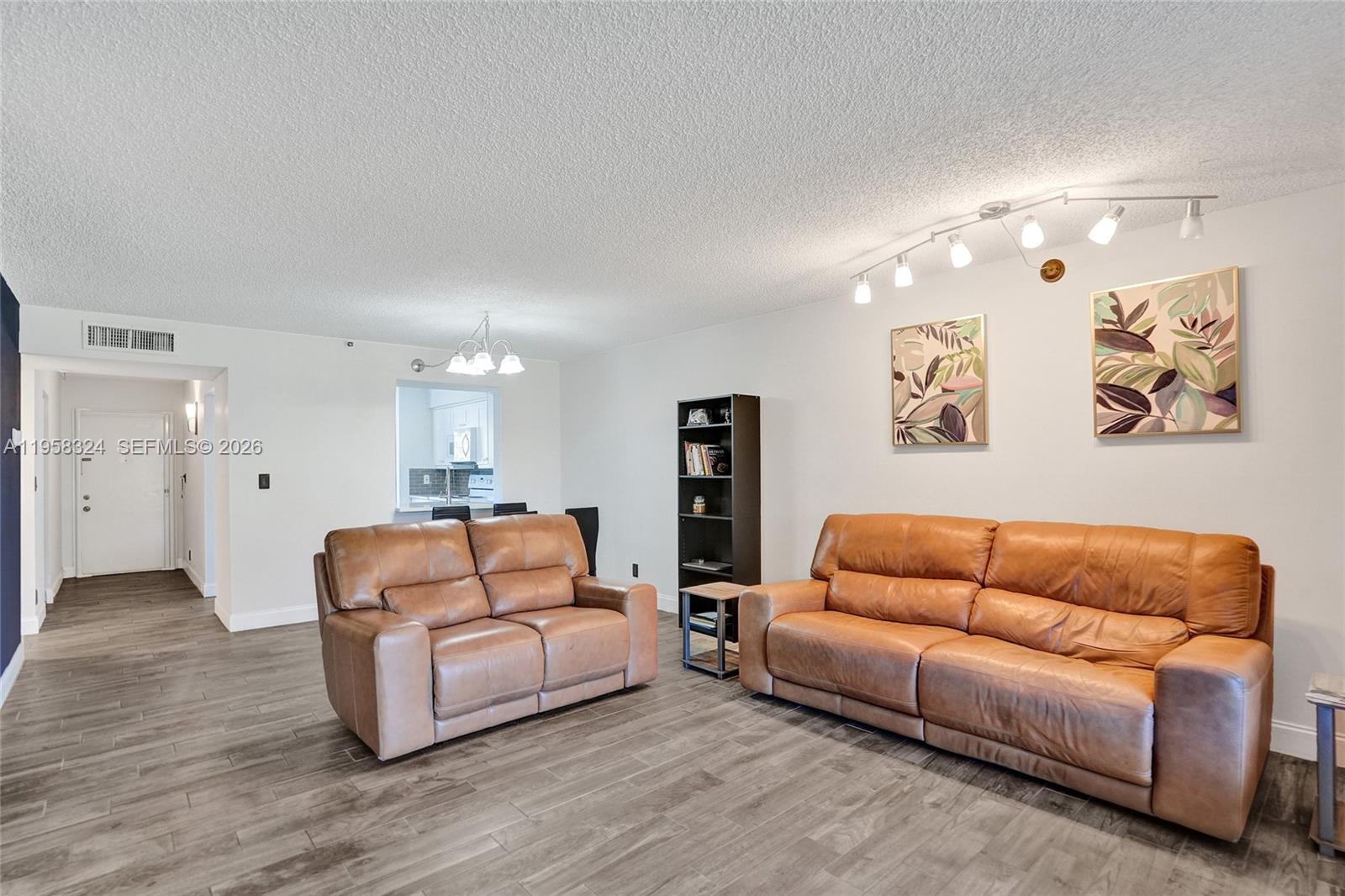 WATERS EDGE TOWERS CONDO - Residential
