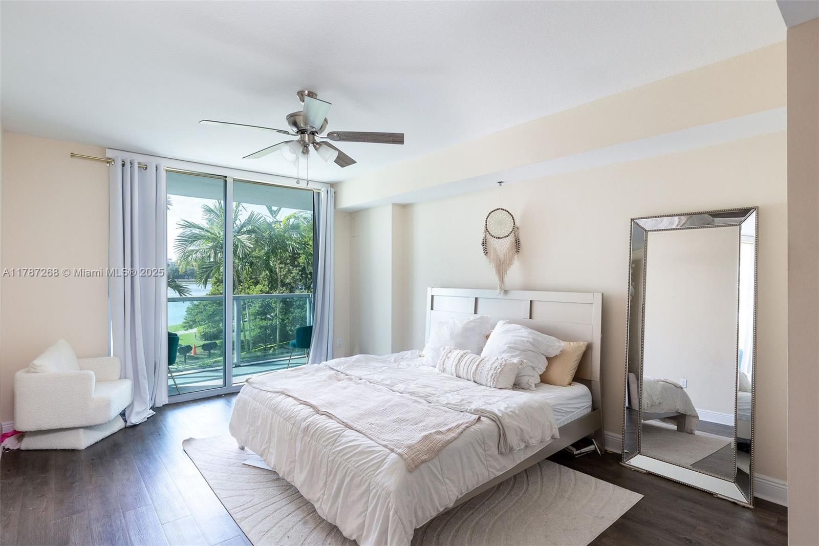 TAO SAWGRASS CONDOMINIUM - Residential