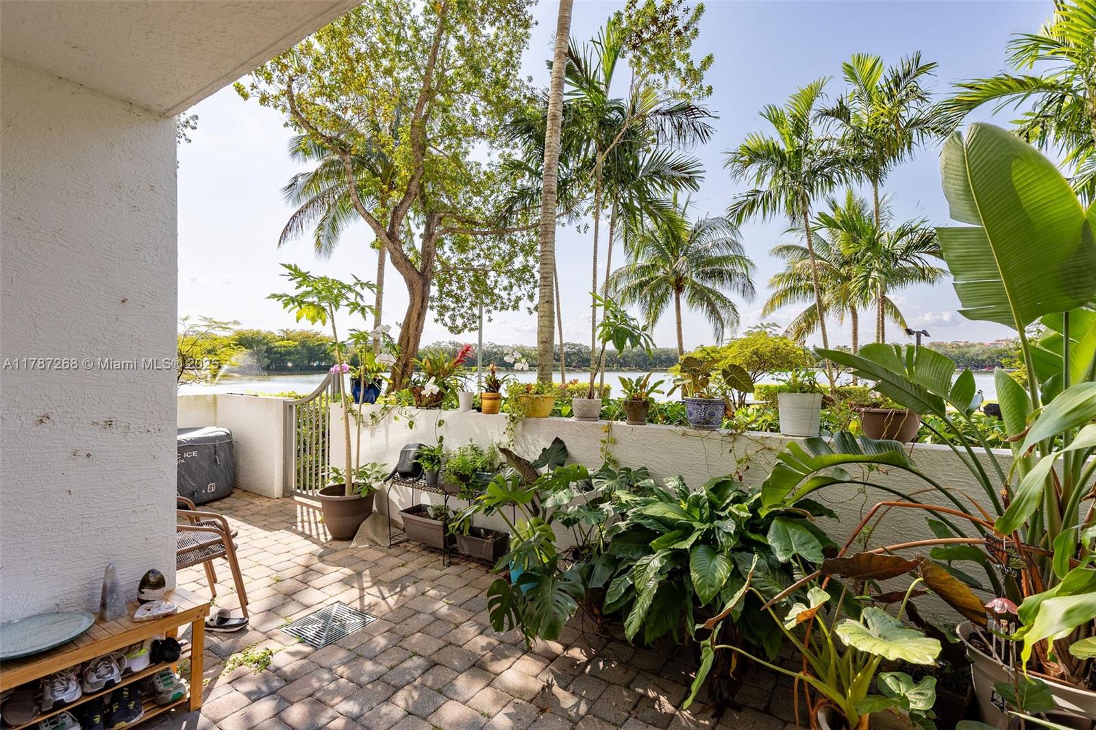 TAO SAWGRASS CONDOMINIUM - Residential