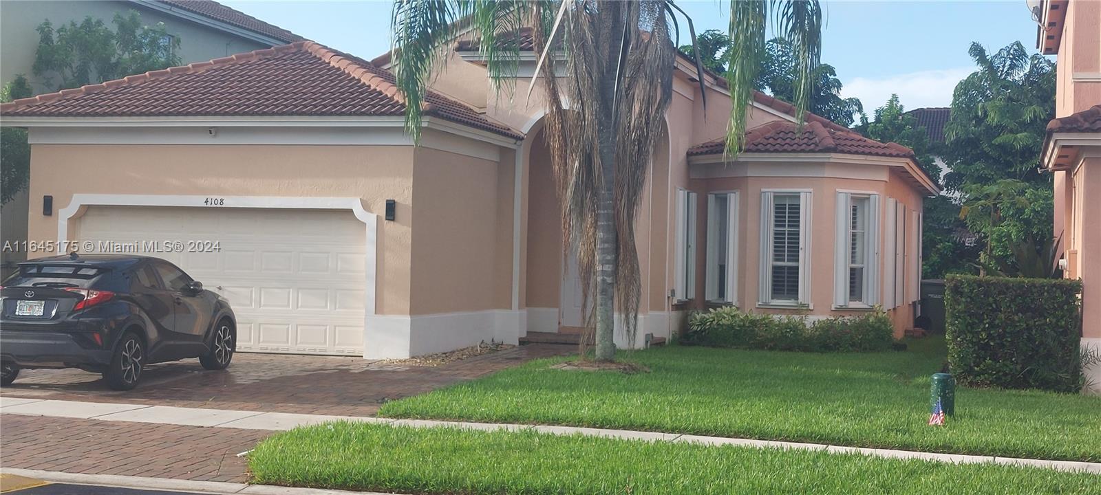 PORTOFINO ESTATES - Residential Lease