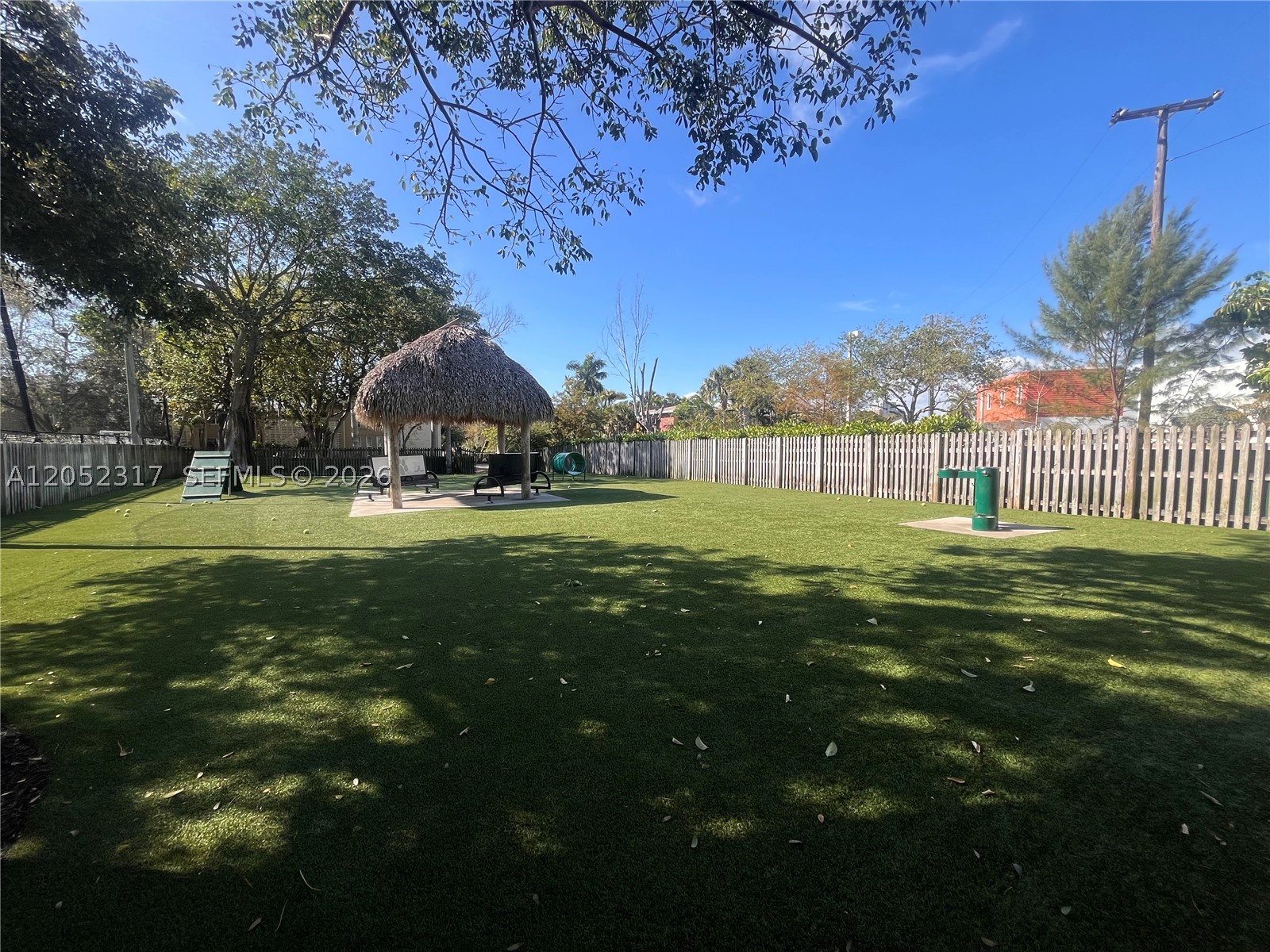 THE OAKS AT SOUTH MIAMI C - Residential Lease