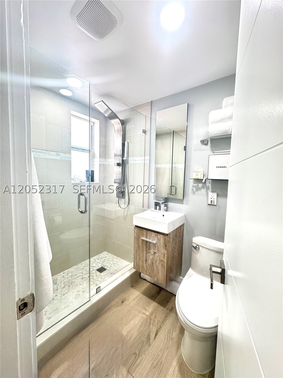 THE OAKS AT SOUTH MIAMI C - Residential Lease