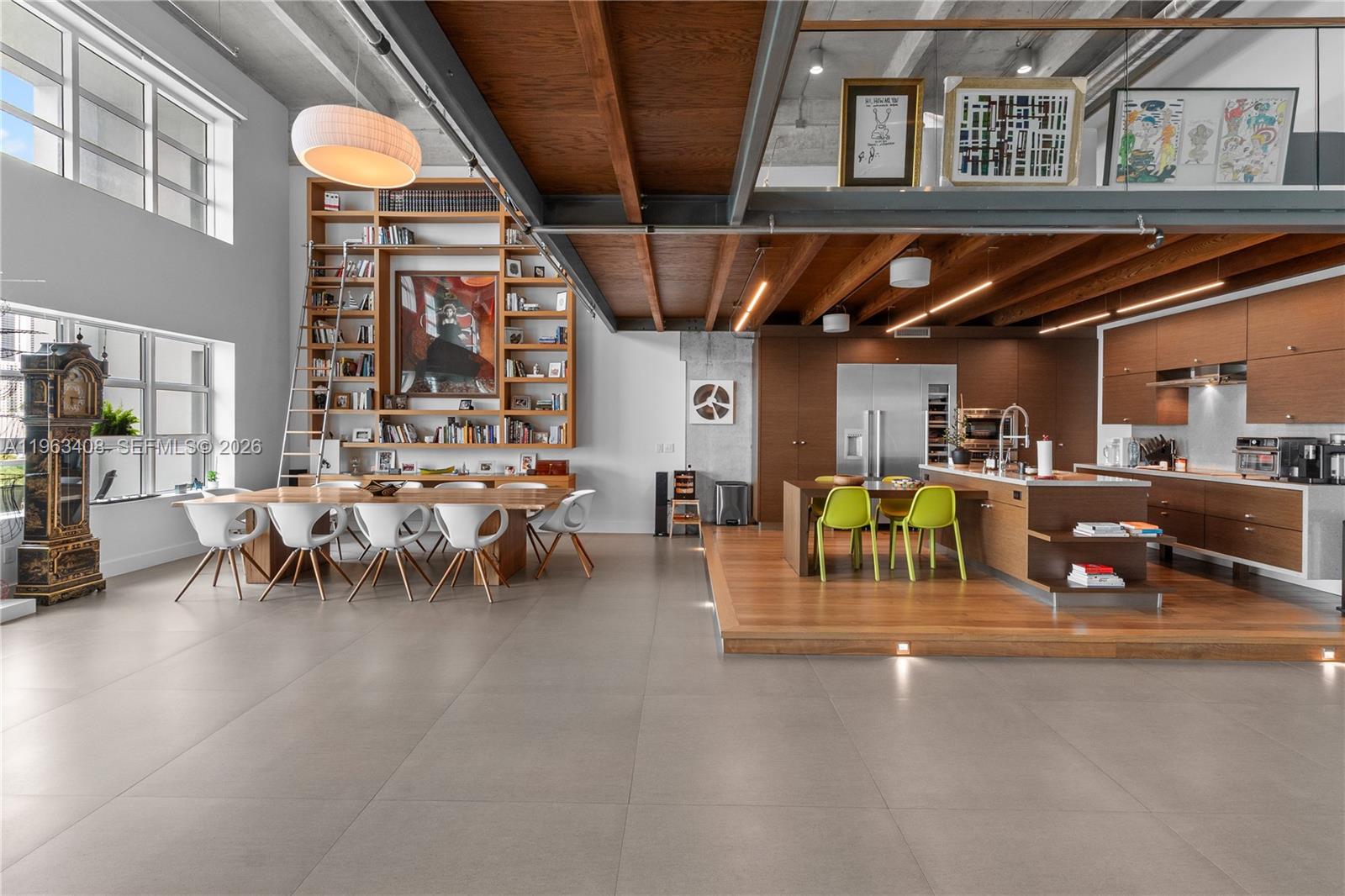 PARC LOFTS CONDO - Residential