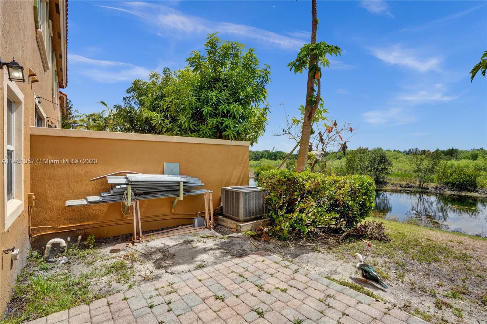 PEMBROKE CAY CONDO - Residential Lease