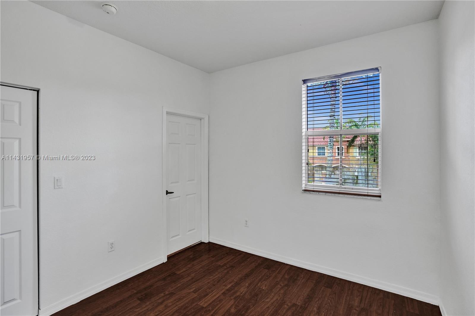 PEMBROKE CAY CONDO - Residential Lease