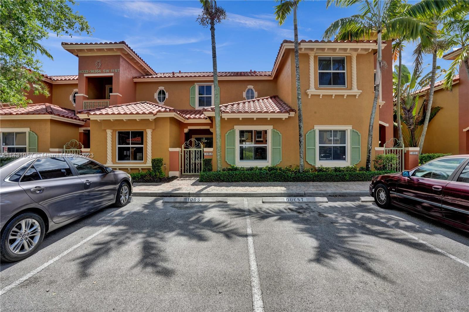 PEMBROKE CAY CONDO - Residential Lease