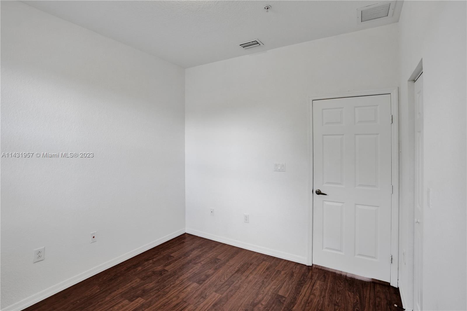 PEMBROKE CAY CONDO - Residential Lease