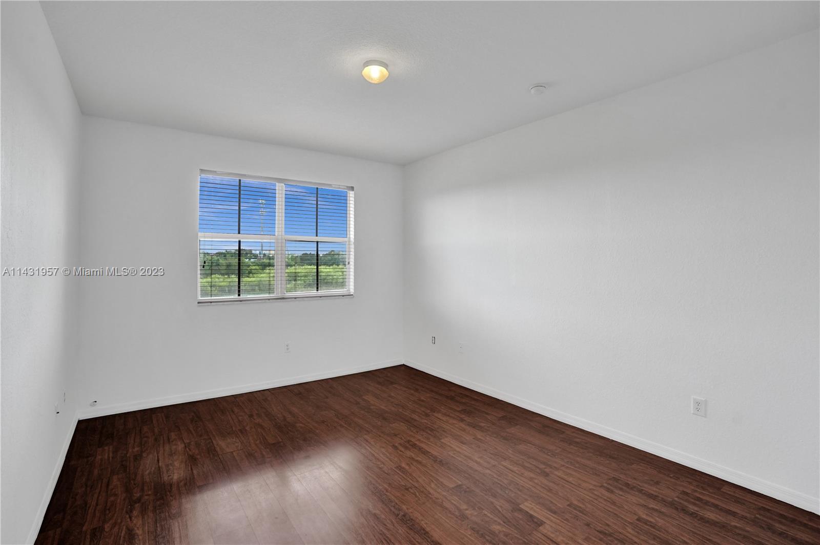 PEMBROKE CAY CONDO - Residential Lease
