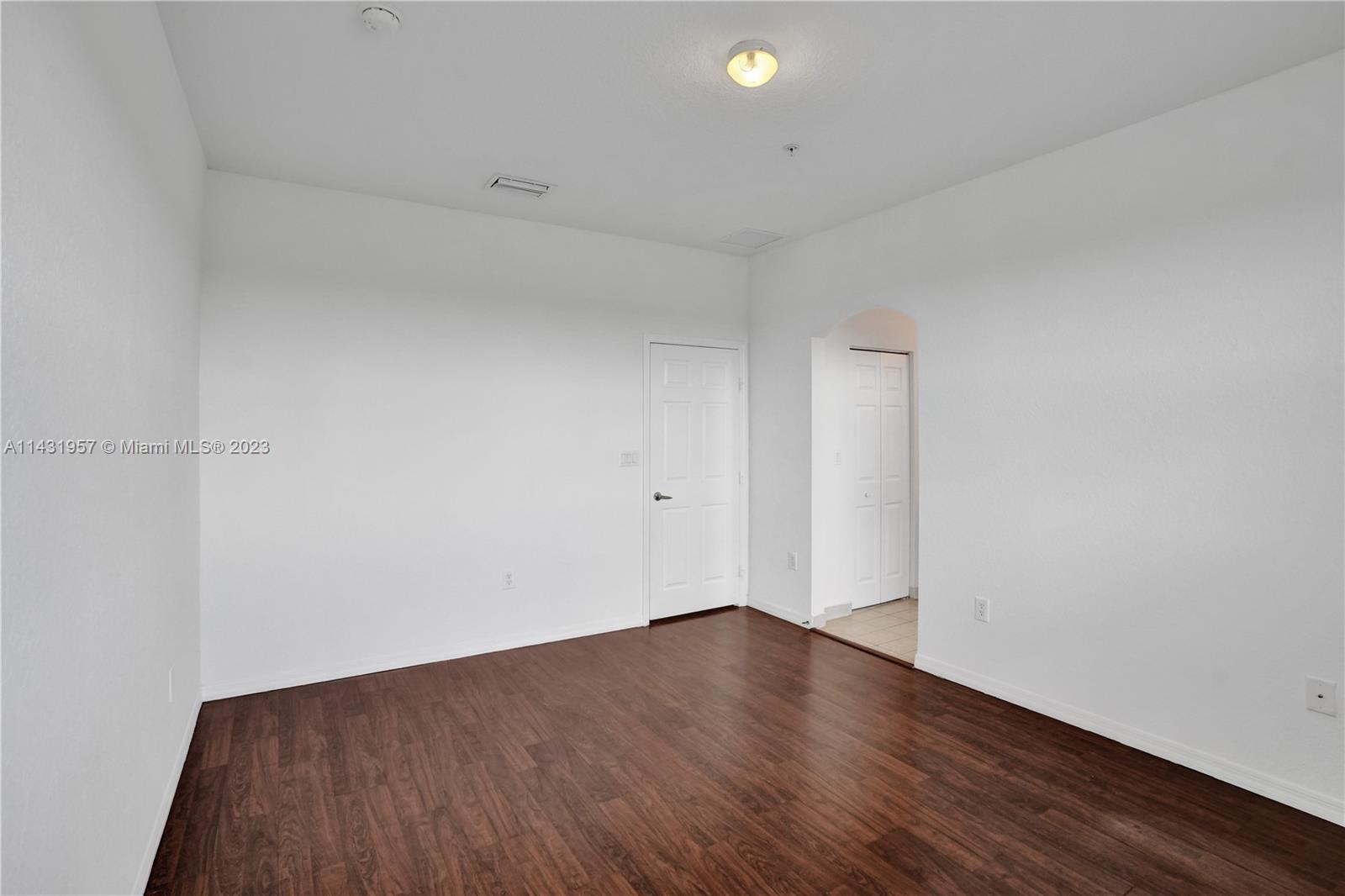PEMBROKE CAY CONDO - Residential Lease