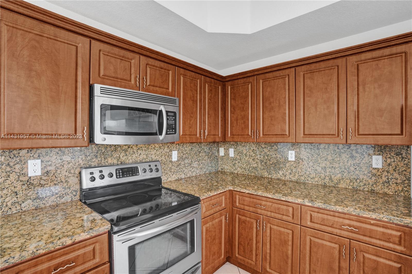 PEMBROKE CAY CONDO - Residential Lease