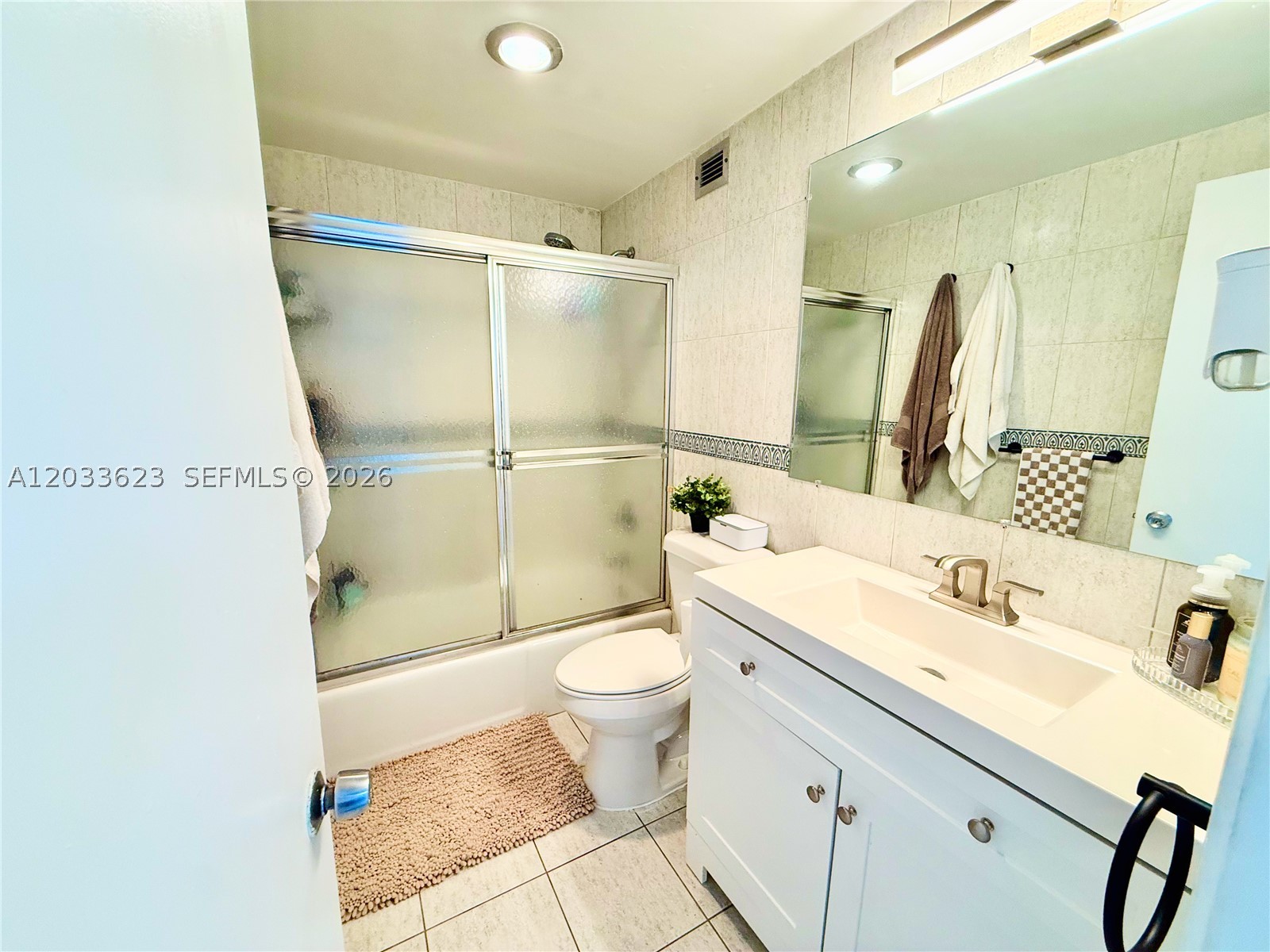 COASTAL TOWERS CONDO - Residential