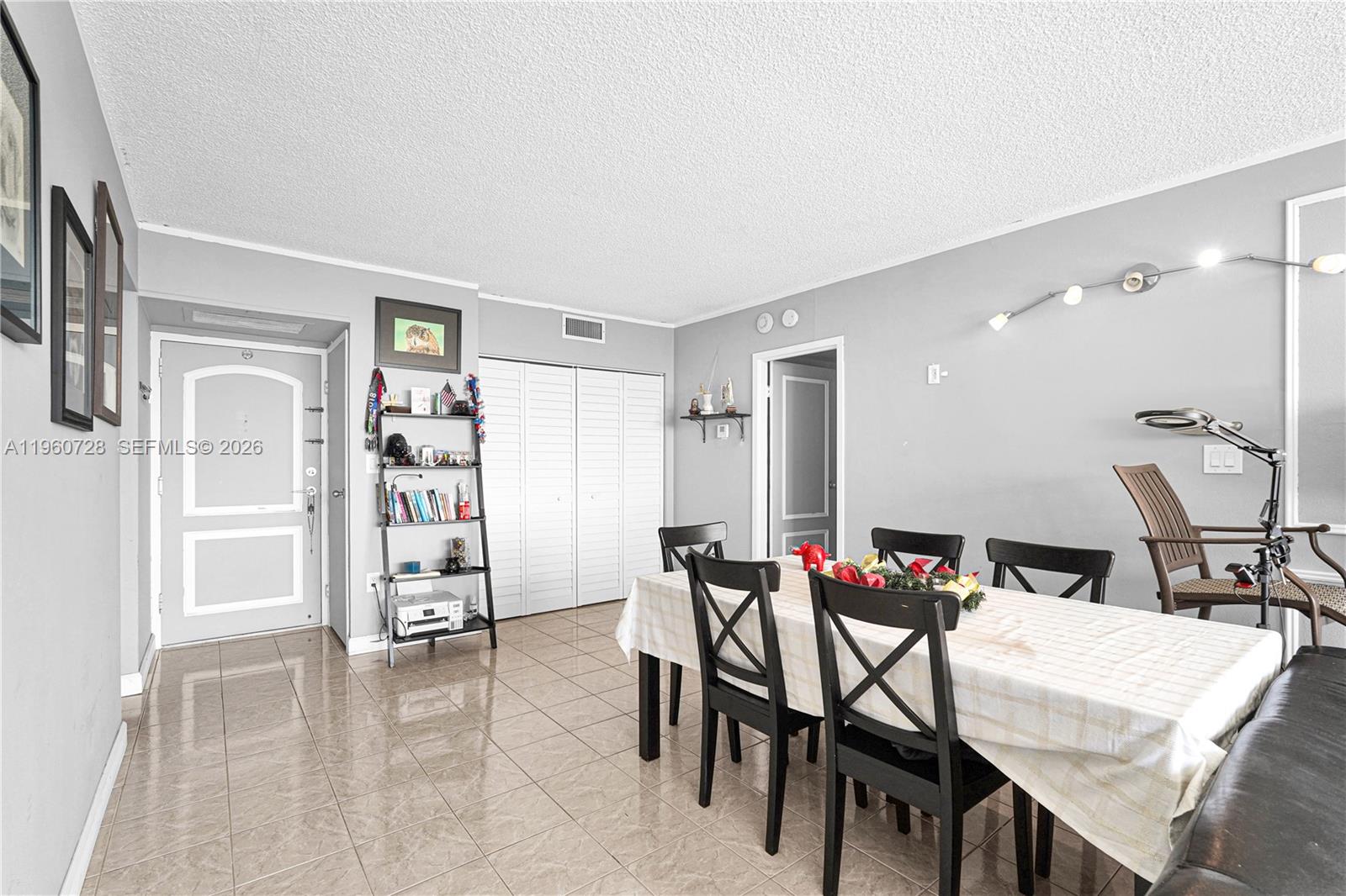 AVENTURA ELDORADO CONDO - Residential