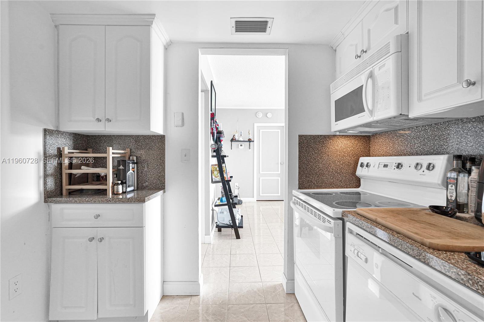 AVENTURA ELDORADO CONDO - Residential