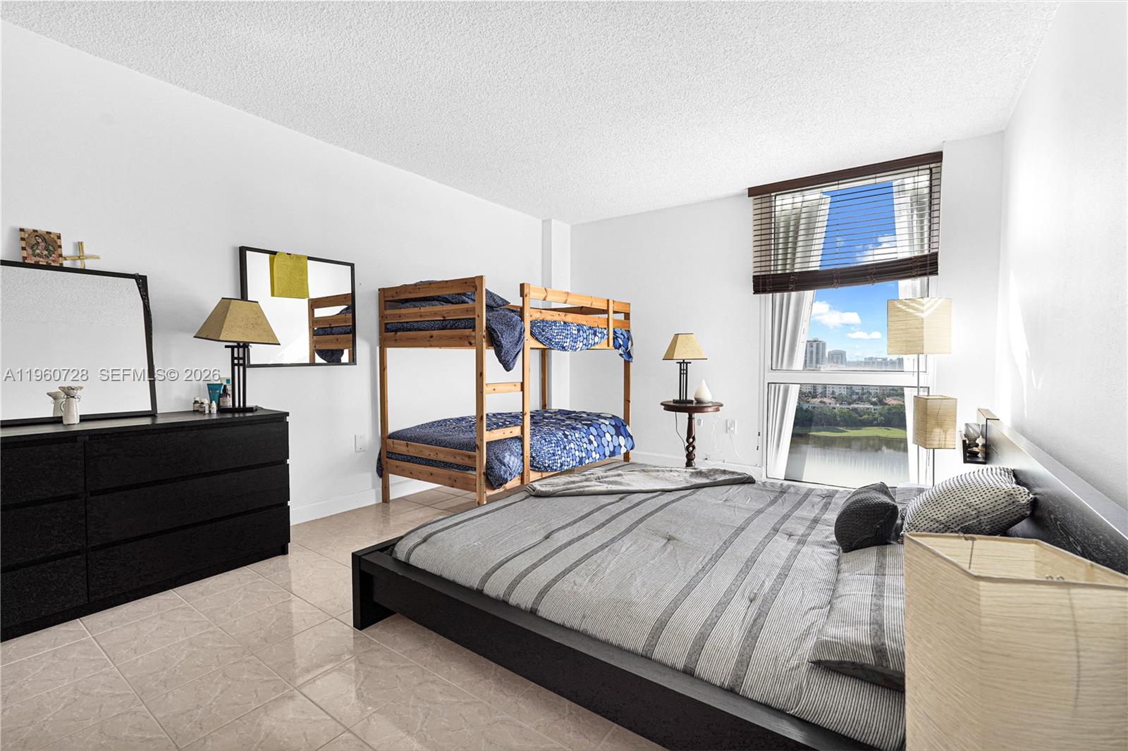 AVENTURA ELDORADO CONDO - Residential