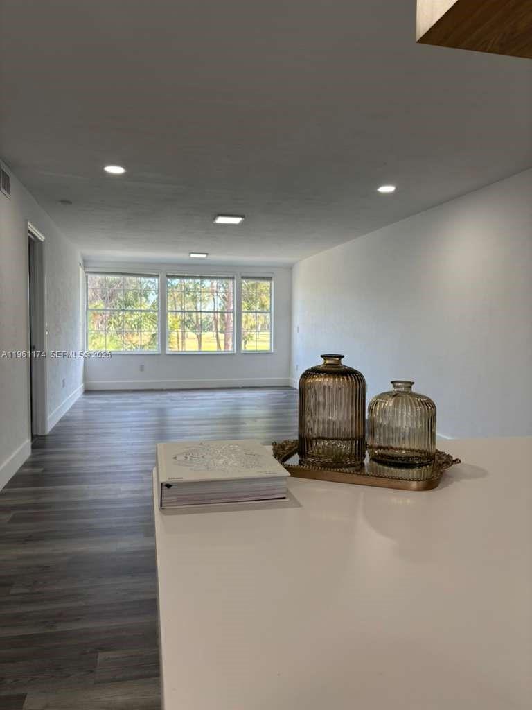 PALM BEACH TRACE CONDO - Residential Lease