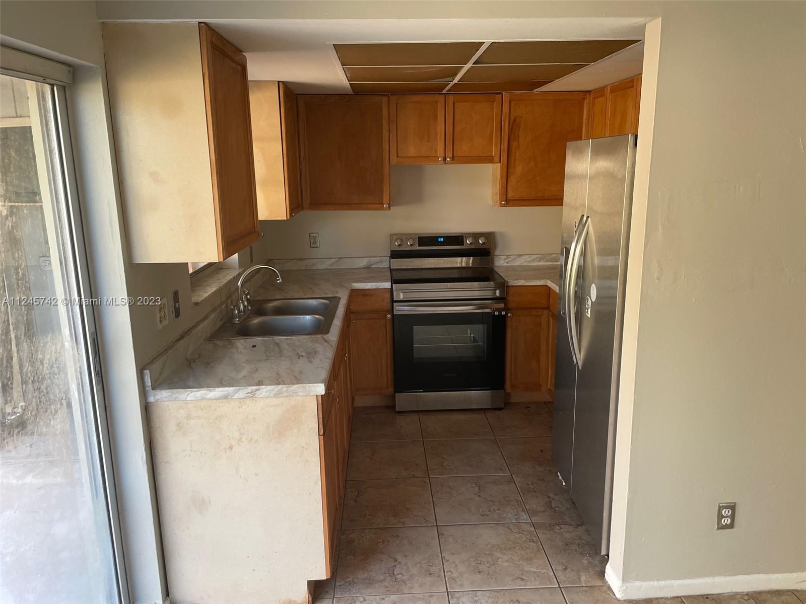 GREENACRES 2 - Residential Income