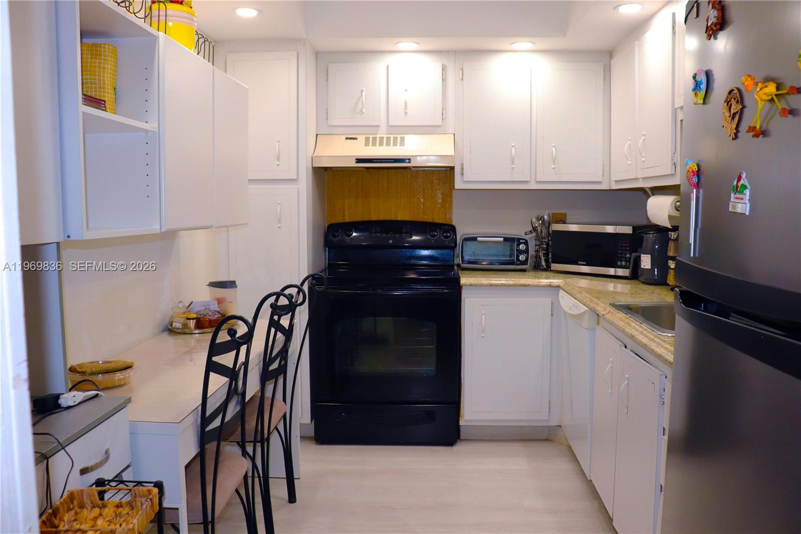 PARK PLACE CONDOMINIUM NO - Residential