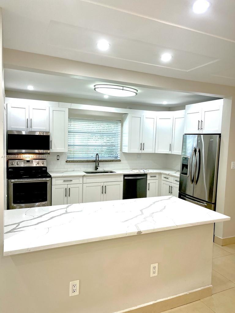 ALTOS DEL MAR NO 4 - Residential Lease