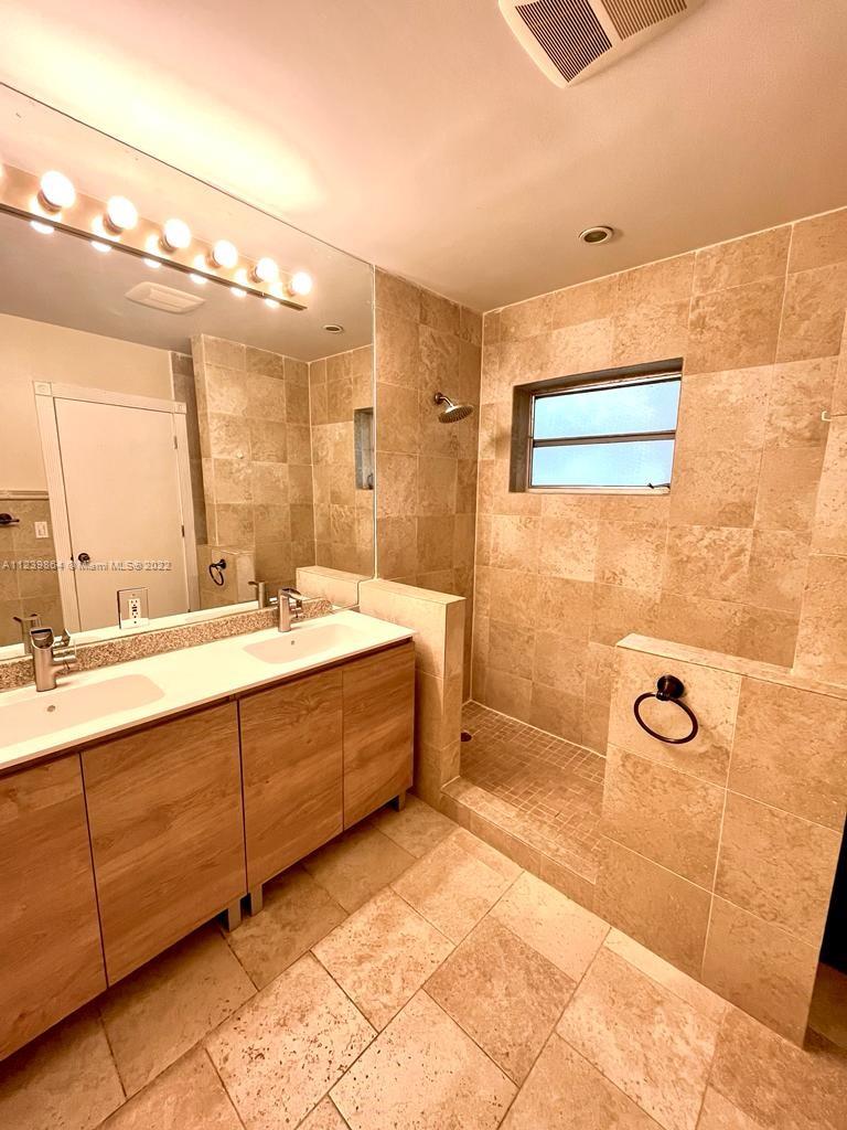 ALTOS DEL MAR NO 4 - Residential Lease