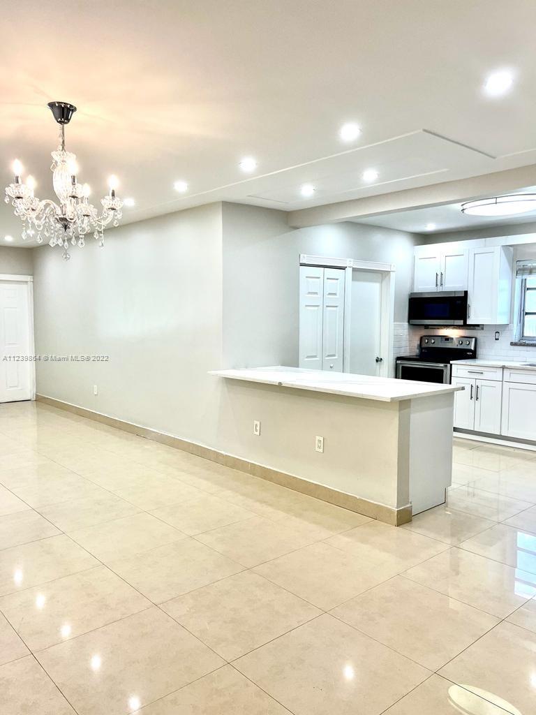 ALTOS DEL MAR NO 4 - Residential Lease