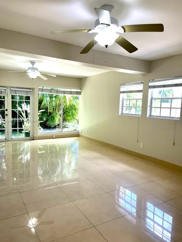 ALTOS DEL MAR NO 4 - Residential Lease