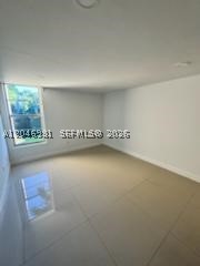 FERNWOODS NO 4 CONDO BLDG - Residential Lease