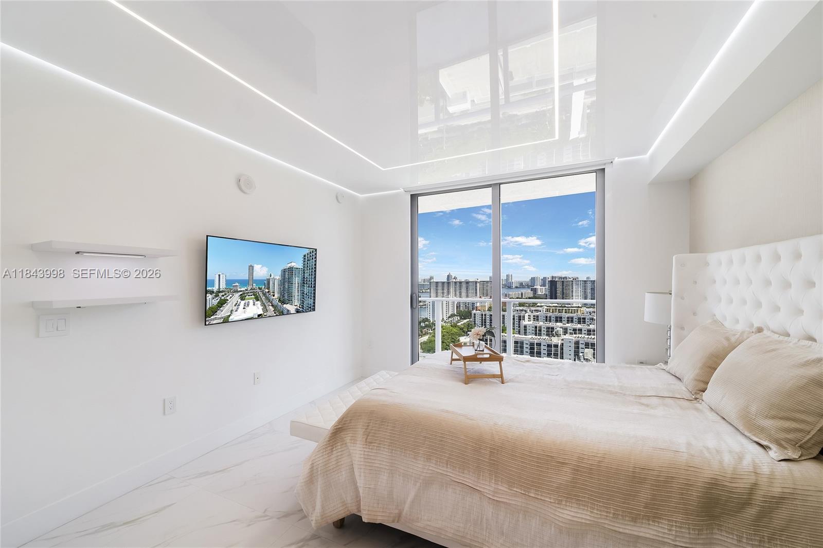 PARQUE TOWERS CONDO - Residential