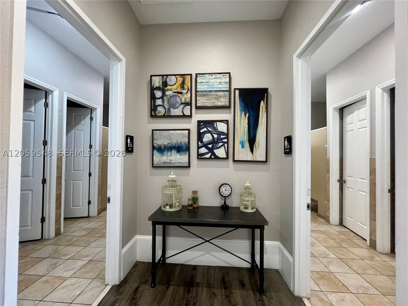 THE COURTS AT BAYSHORE II - Residential