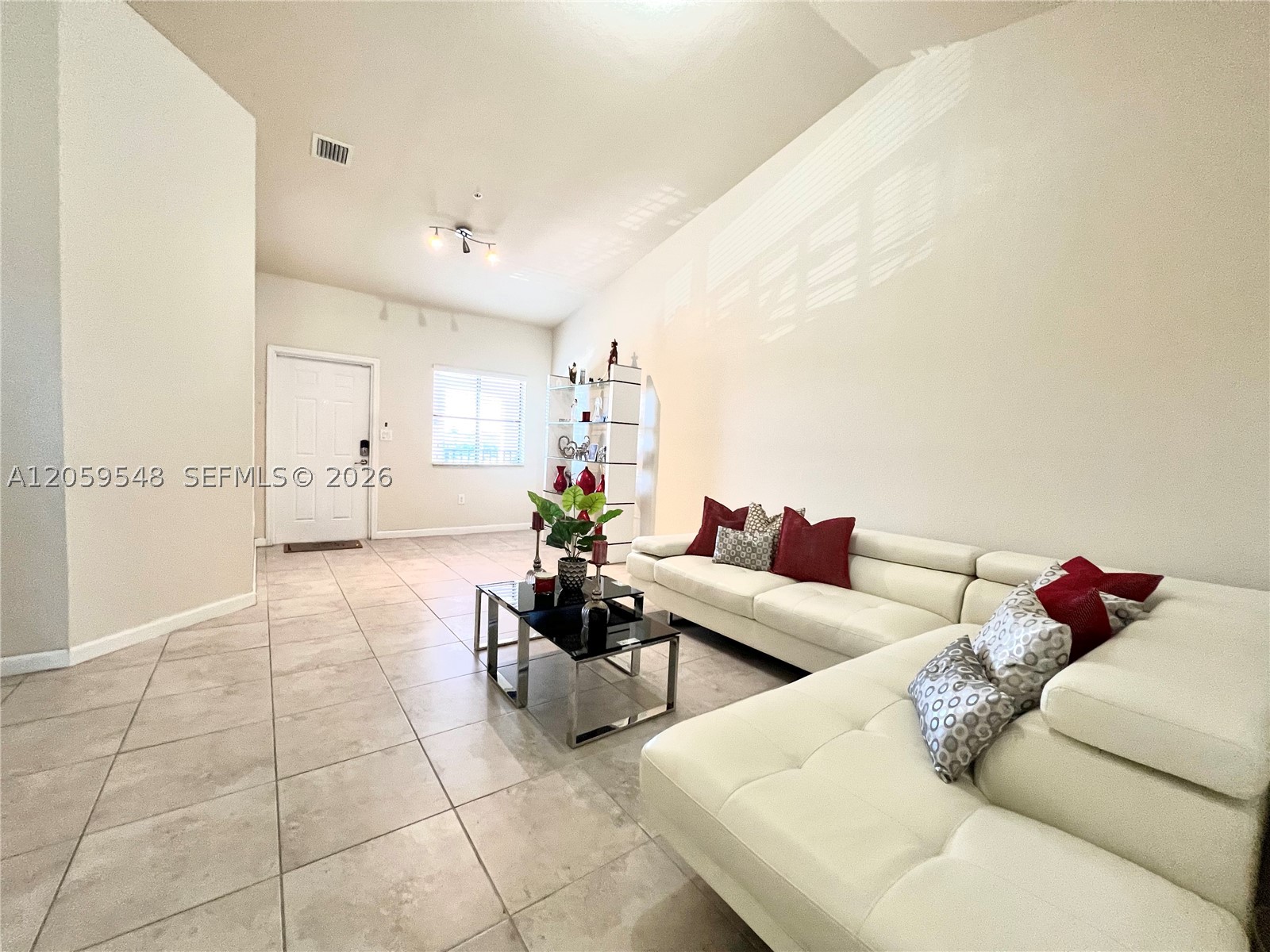 THE COURTS AT BAYSHORE II - Residential