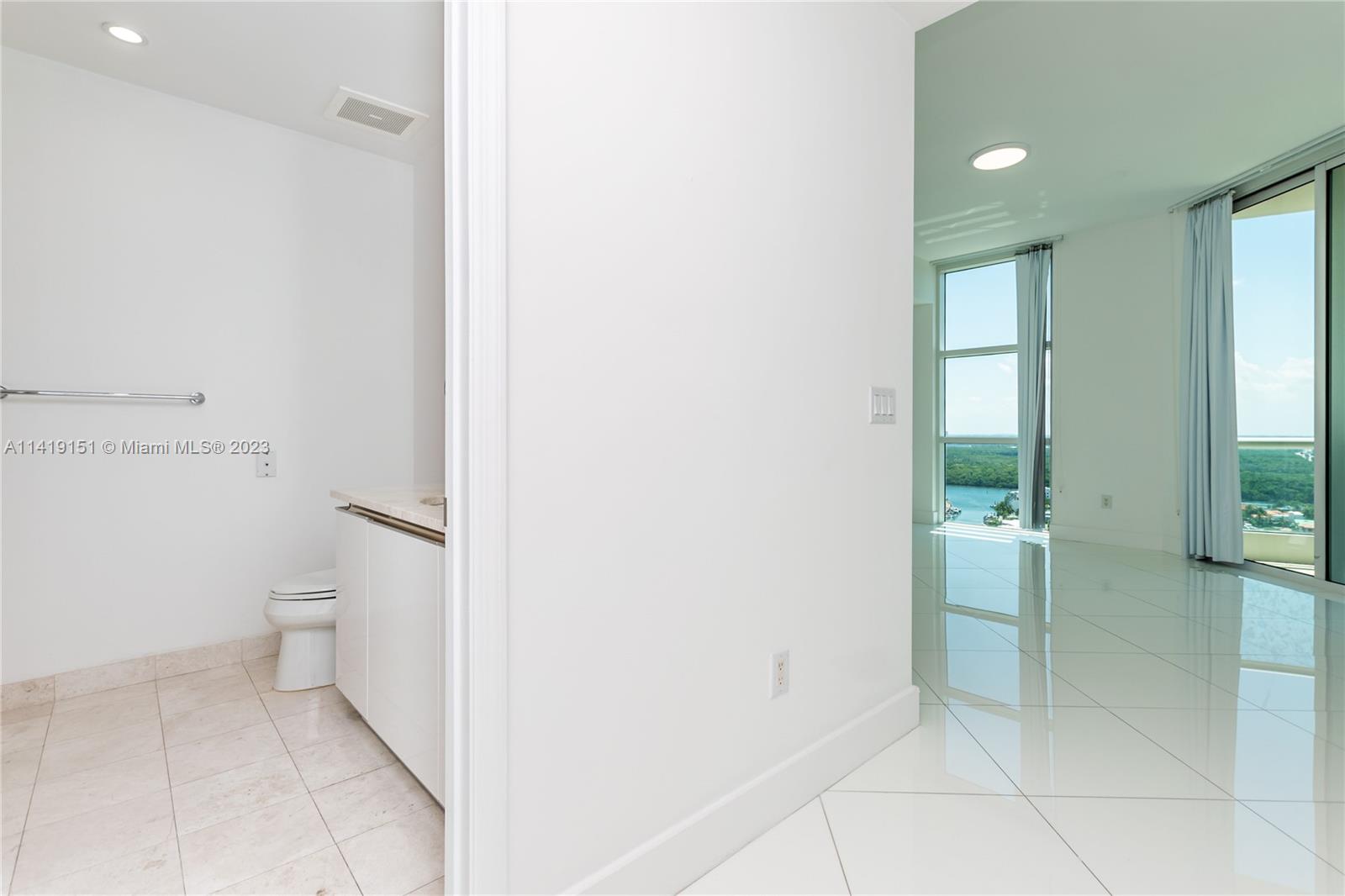 TURNBERRY OCEAN COLONY NO - Residential Lease