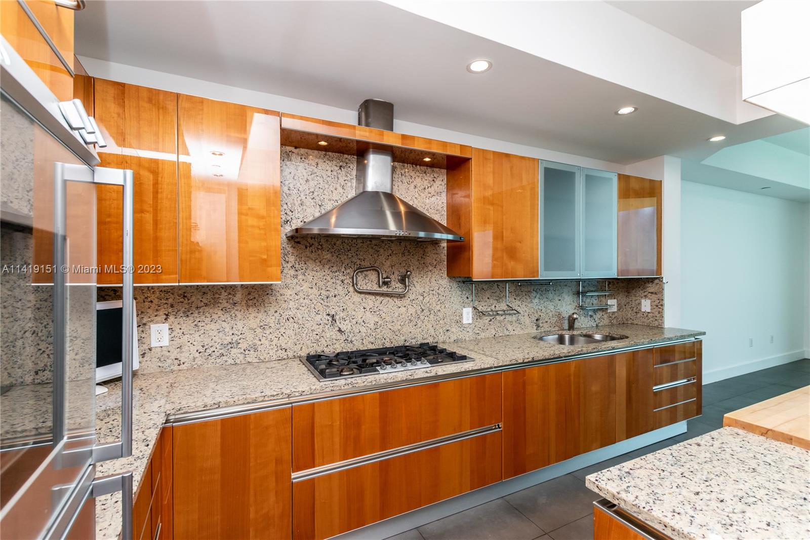 TURNBERRY OCEAN COLONY NO - Residential Lease