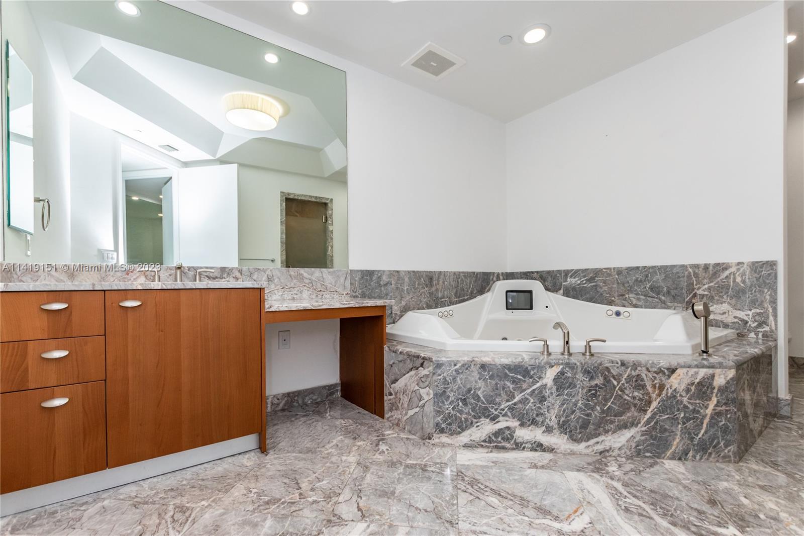 TURNBERRY OCEAN COLONY NO - Residential Lease