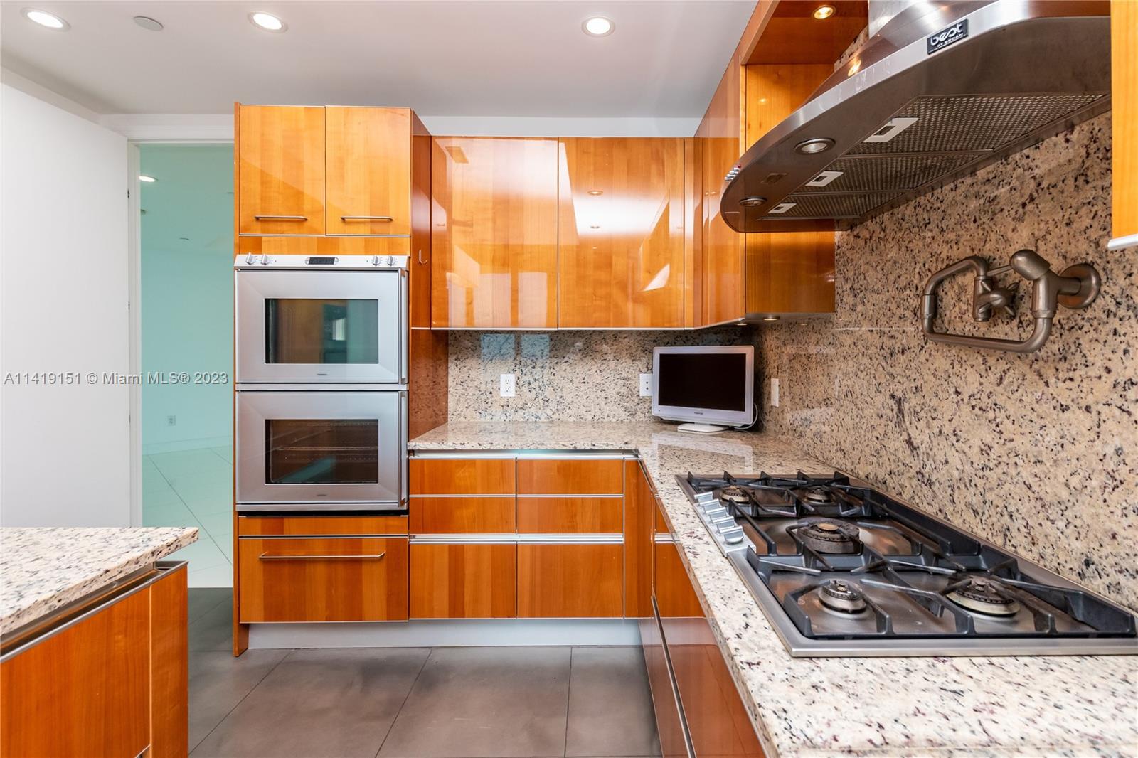 TURNBERRY OCEAN COLONY NO - Residential Lease