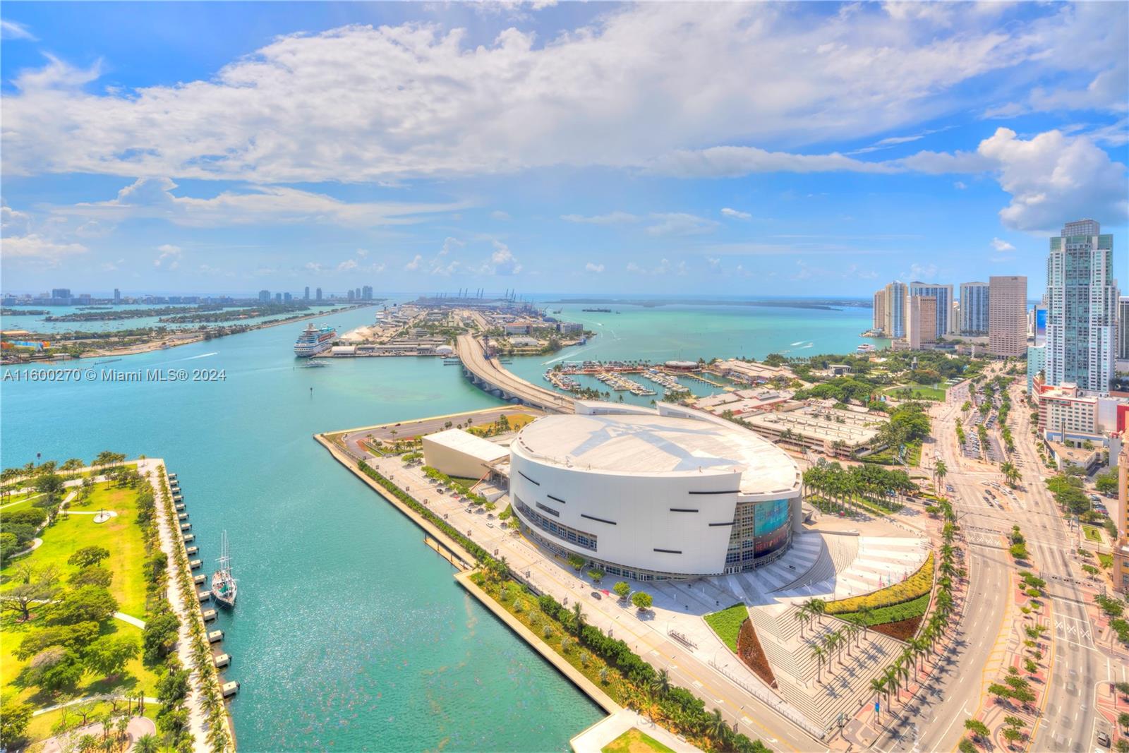 900 BISCAYNE BAY CONDO - Residential Lease
