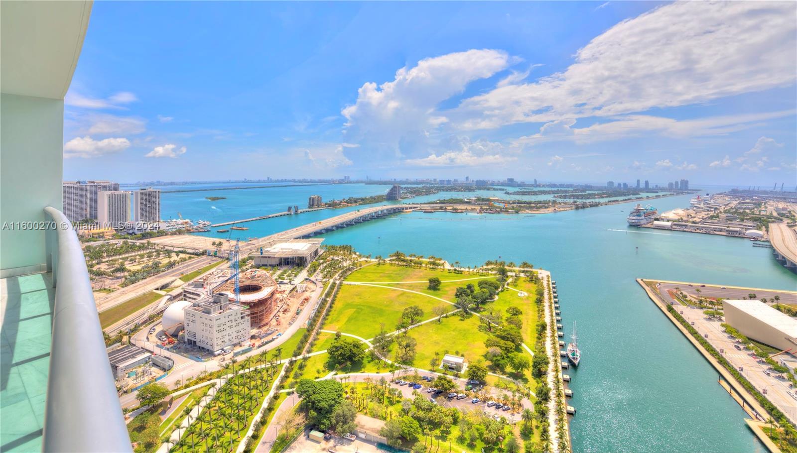 900 BISCAYNE BAY CONDO - Residential Lease